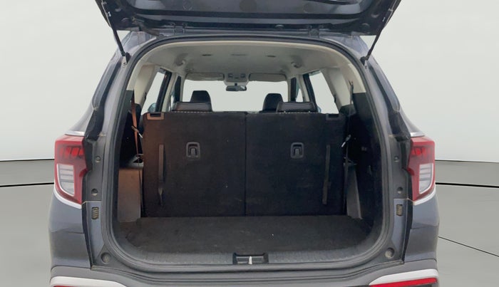 2024 KIA CARENS PRESTIGE 1.5 PETROL 7 STR, Petrol, Manual, 17,853 km, Boot Open Zoomed View