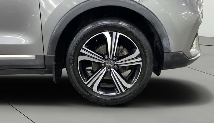 2022 MG ASTOR SHARP 1.5 MT, Petrol, Manual, 62,976 km, Right Front Wheel