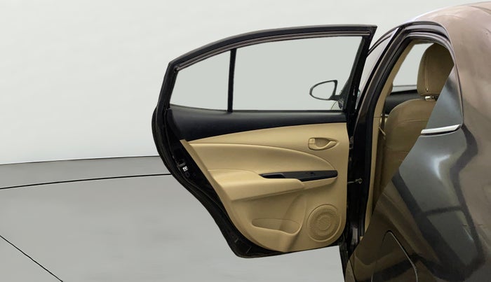 2019 Toyota YARIS J MT, CNG, Manual, 1,20,485 km, LHS Rear Door