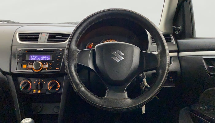 2015 Maruti Swift LXI (O), Petrol, Manual, 30,842 km, Steering Wheel Close Up