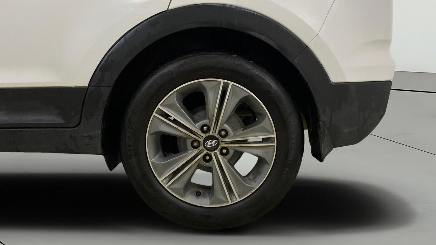 2017 Hyundai Creta SX PLUS AT 1.6 DIESEL, Diesel, Automatic, 1,16,848 km, Left Rear Wheel