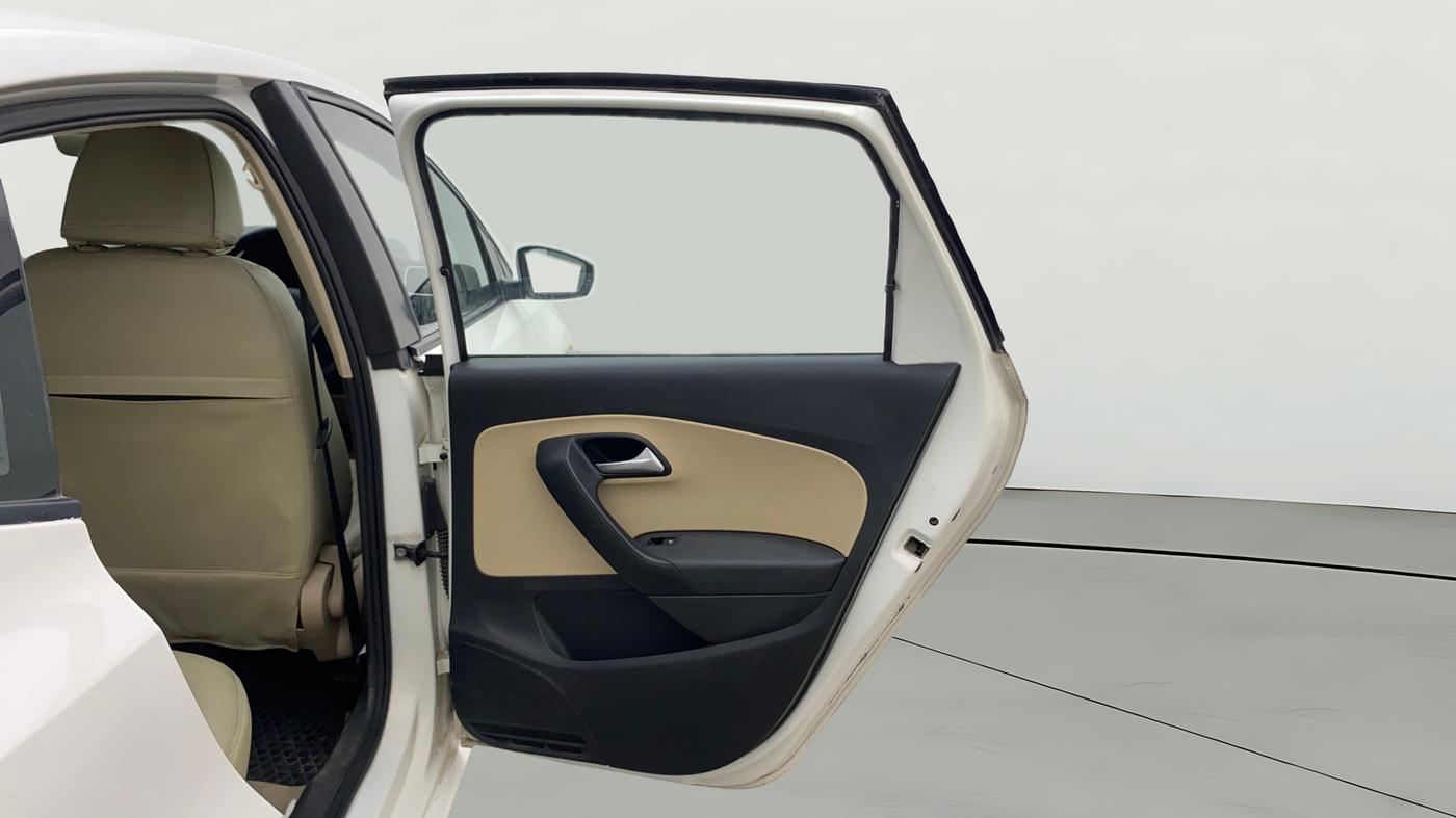 2017 Volkswagen Ameo HIGHLINE DSG 1.5 DIESEL , Diesel, Automatic, 1,00,607 km, RHS Rear Door