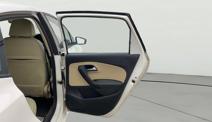 2017 Volkswagen Ameo HIGHLINE DSG 1.5 DIESEL , Diesel, Automatic, 1,00,607 km, RHS Rear Door