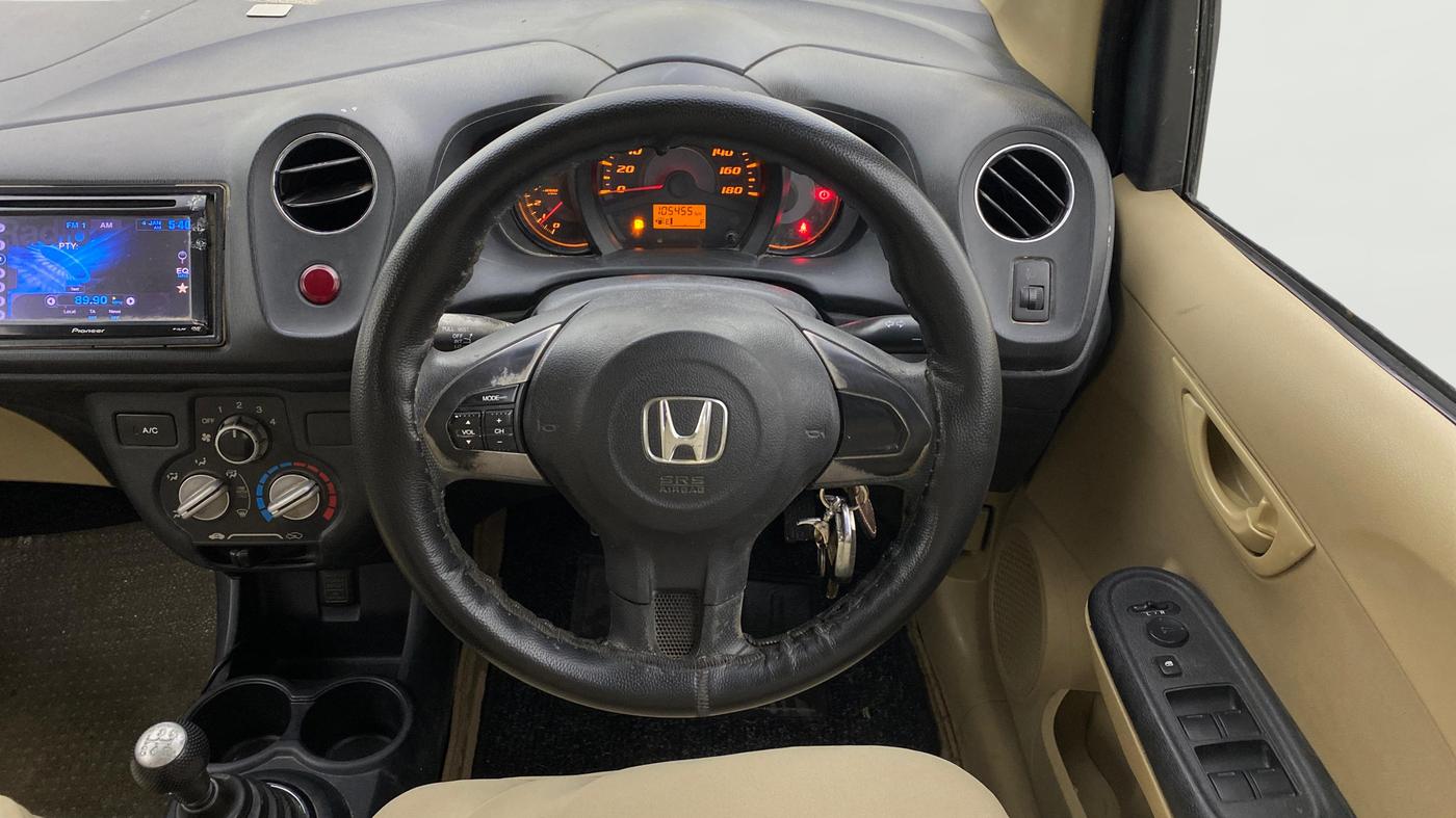 2014 Honda Amaze 1.5L I-DTEC SX, Diesel, Manual, 1,05,529 km, Steering Wheel Close Up