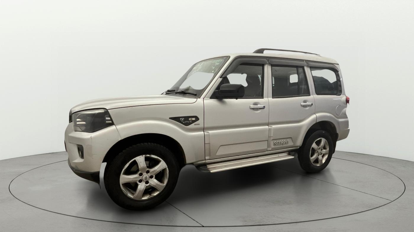 2021 Mahindra Scorpio S5, Diesel, Manual, 91,345 km, Left Front Diagonal