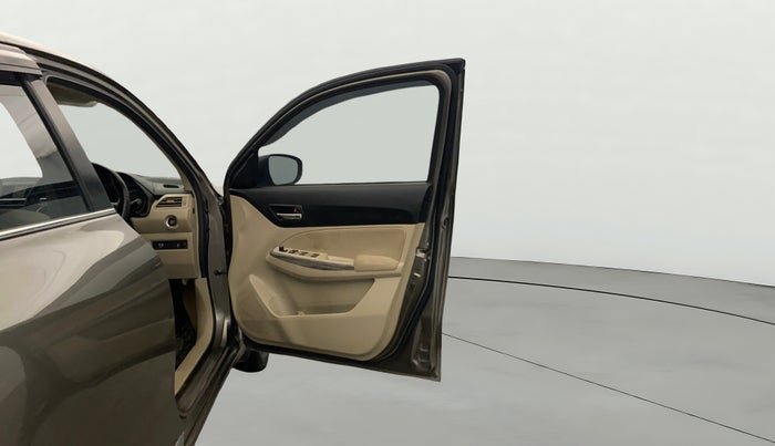 2024 Maruti Dzire ZXI CNG, CNG, Manual, 19,618 km, RHS Front Door