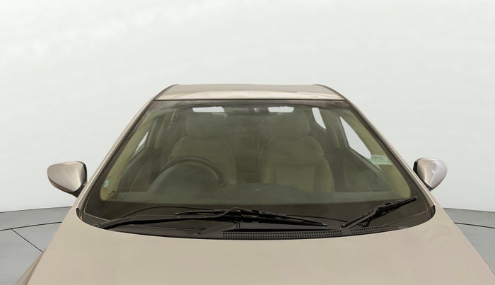 2017 Hyundai Verna 1.6 VTVT SX (O), Petrol, Manual, 74,214 km, Front Windshield