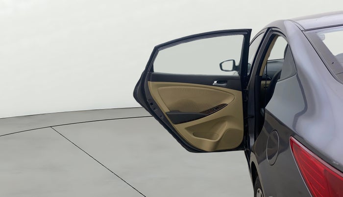 2015 Hyundai Verna FLUIDIC 4S 1.6 VTVT S(O), Petrol, Manual, 52,154 km, LHS Rear Door