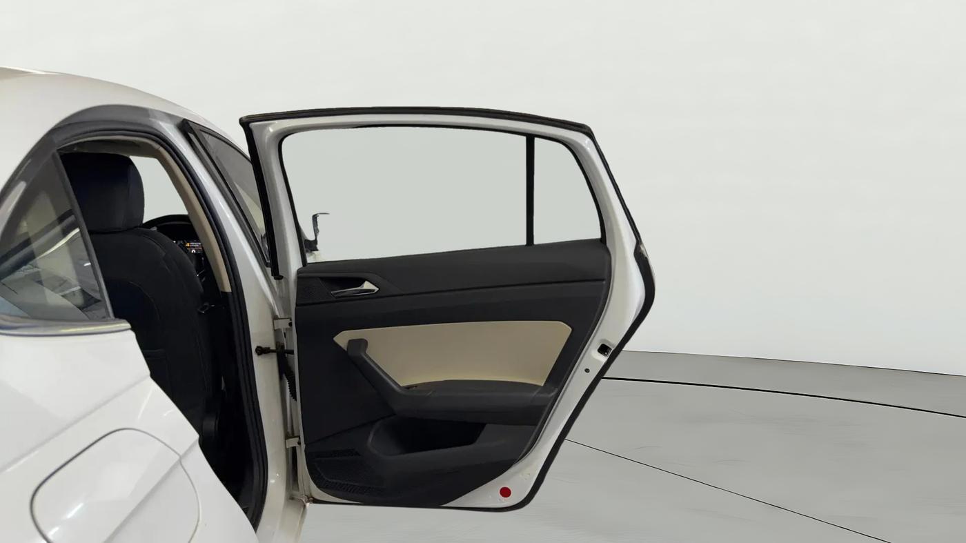 2023 Skoda SLAVIA STYLE 1.0L TSI AT, Petrol, Automatic, 25,743 km, RHS Rear Door