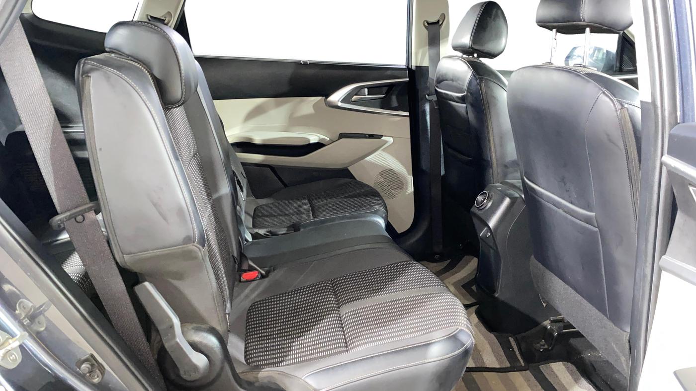 2022 KIA CARENS PRESTIGE 1.5 PETROL 7 STR, Petrol, Manual, 50,387 km, Right Side Rear Door Cabin