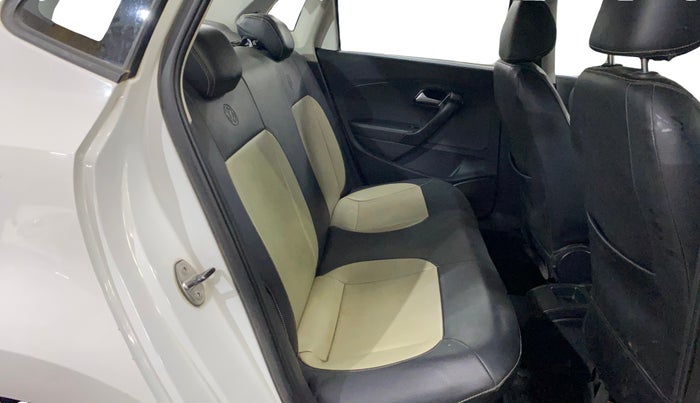 2018 Volkswagen Ameo COMFORTLINE 1.0L, Petrol, Manual, 1,06,101 km, Right Side Rear Door Cabin