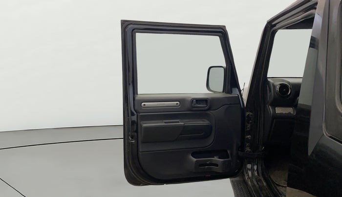 2021 Mahindra Thar LX PETROL HT 4WD AT, Petrol, Automatic, 29,926 km, LHS Front Door