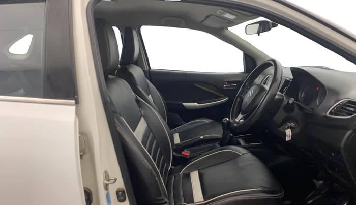 2016 Maruti Baleno DELTA PETROL 1.2, Petrol, Manual, 81,667 km, Right Side Front Door Cabin