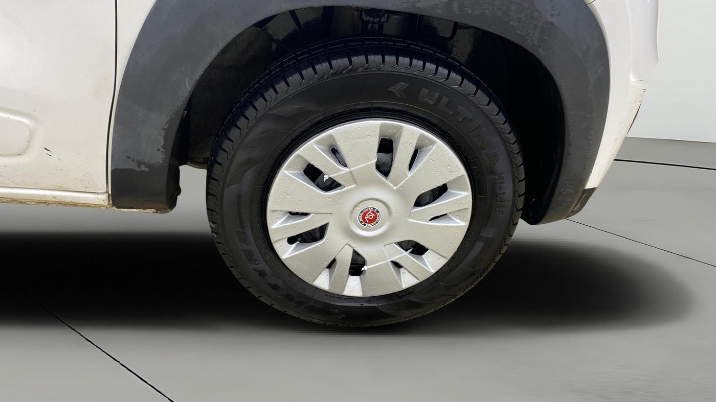 2017 Renault Kwid RXT 0.8, Petrol, Manual, 1,00,481 km, Right Front Wheel
