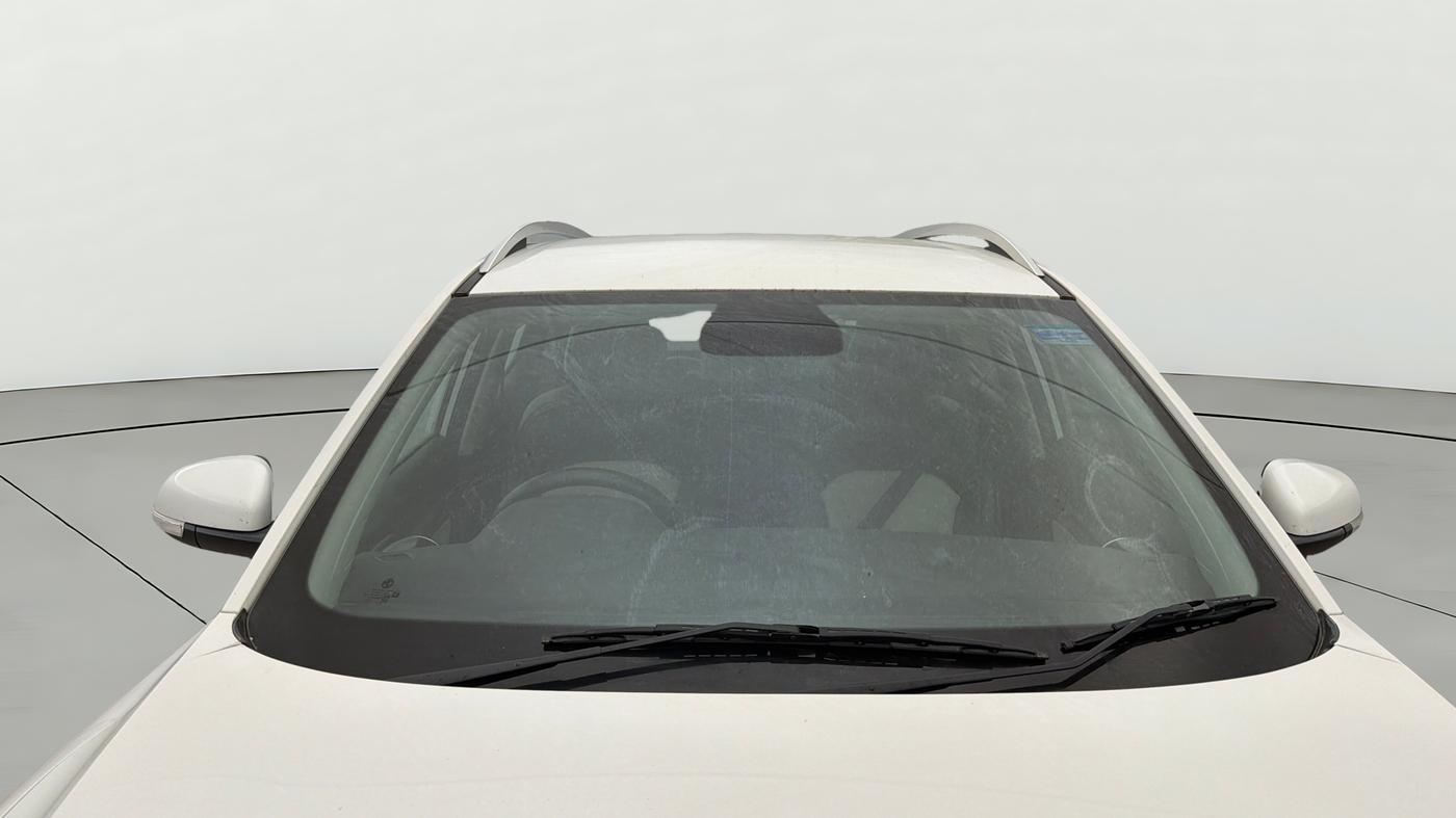 2024 MG ASTOR Shine 1.5 MT (Ivory), Petrol, Manual, 29,950 km, Front Windshield