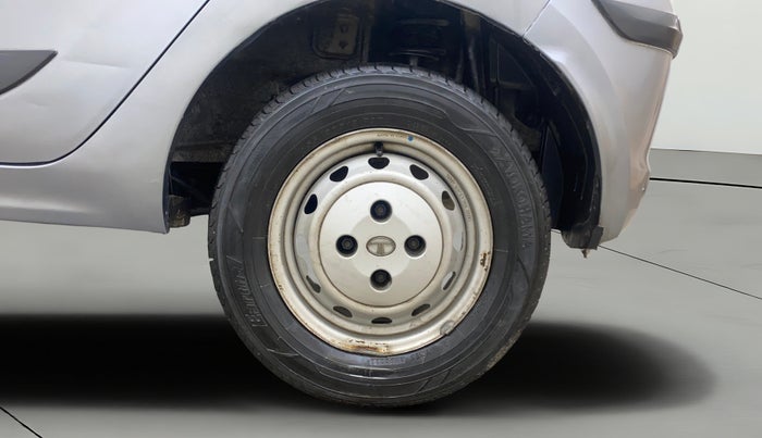 2018 Tata Tiago XM PETROL, Petrol, Manual, 1,21,475 km, Left Rear Wheel