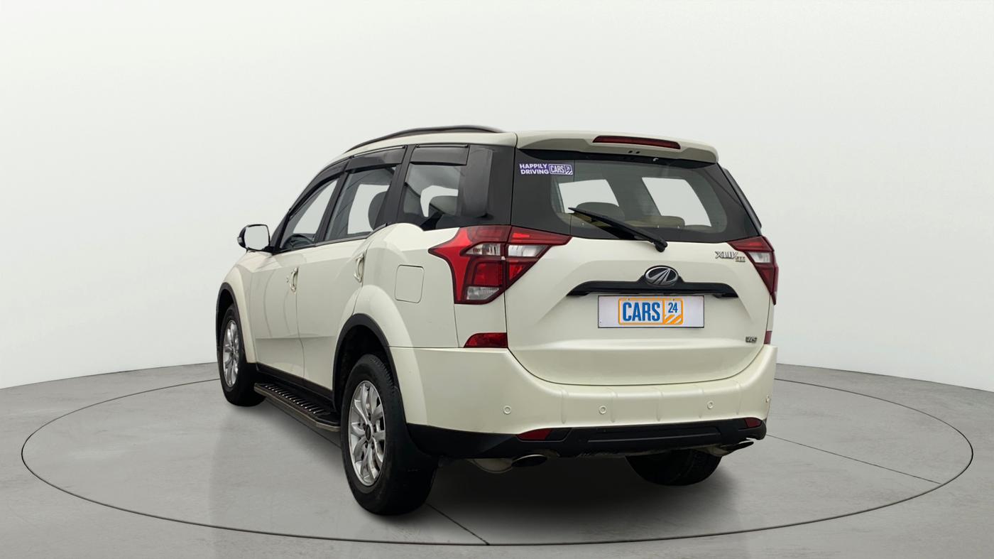 2020 Mahindra XUV500 W9, Diesel, Manual, 40,716 km, Left Back Diagonal