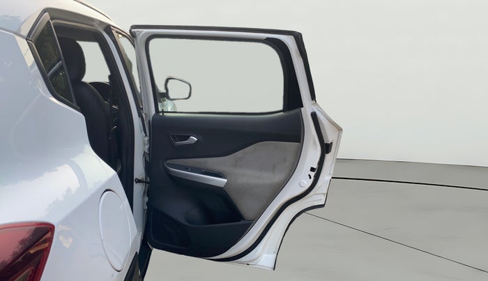 2022 Nissan MAGNITE XL, Petrol, Manual, 87,191 km, RHS Rear Door