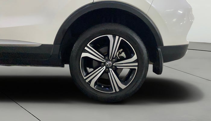 2023 MG ASTOR SHARP 1.5 CVT, Petrol, Automatic, 21,810 km, Left Rear Wheel