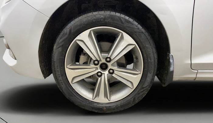 2018 Hyundai Verna 1.6 VTVT SX, Petrol, Manual, 78,038 km, Left Front Wheel