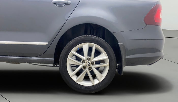 2018 Skoda Rapid STYLE 1.6 MPI, Petrol, Manual, 31,841 km, Left Rear Wheel