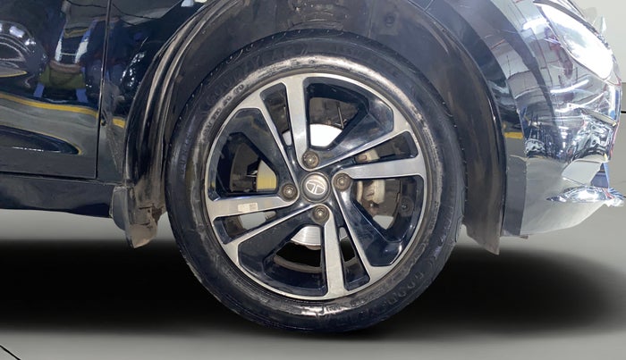 2022 Tata ALTROZ XZA PLUS DARK EDTION, Petrol, Automatic, 24,279 km, Right Front Wheel