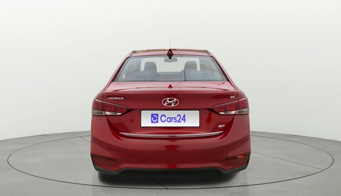 2018 Hyundai Verna 1.6 VTVT SX O, Petrol, Manual, 59,120 km, Back/Rear