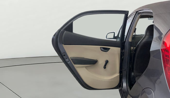 2015 Hyundai Eon SPORTZ, Petrol, Manual, 58,584 km, LHS Rear Door