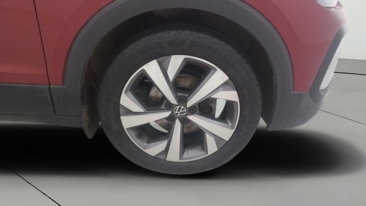 2022 Volkswagen TAIGUN TOPLINE 1.0 TSI MT, Petrol, Manual, 7,103 km, Right Front Wheel