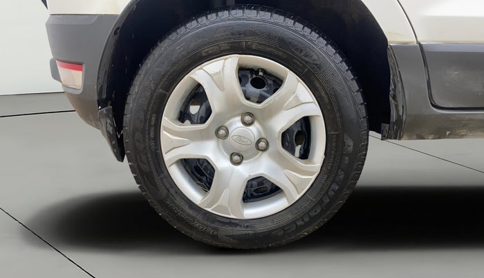 2017 Ford Ecosport TREND+ 1.0L ECOBOOST, Petrol, Manual, 1,05,061 km, Right Rear Wheel