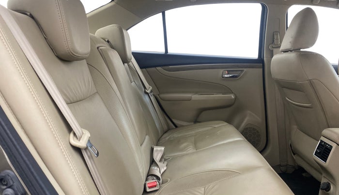 2020 Maruti Ciaz ALPHA  AT 1.5 SHVS PETROL, Petrol, Automatic, 40,410 km, Right Side Rear Door Cabin