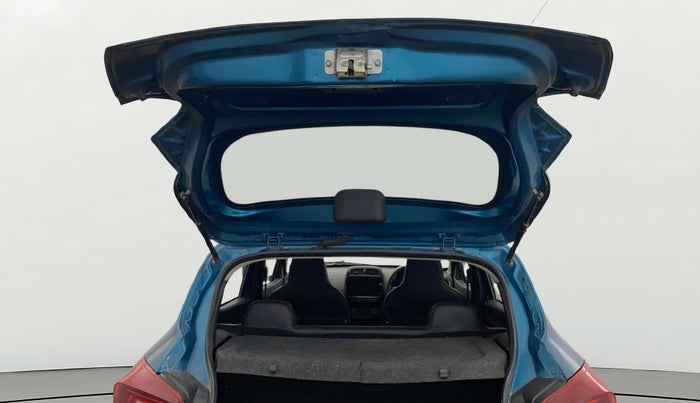 2022 Renault Kwid RXT 1.0 (O), Petrol, Manual, 54,988 km, Boot Door Open