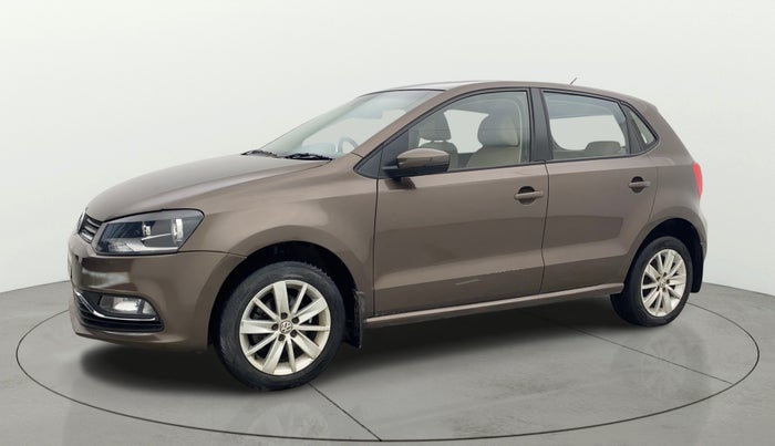 2017 Volkswagen Polo HIGHLINE1.2L, Petrol, Manual, 28,989 km, Left Front Diagonal