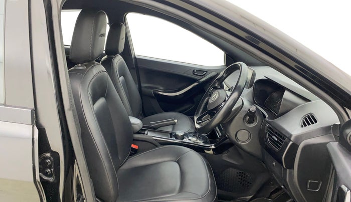 2022 Tata NEXON XZA PLUS PETROL DARK EDITION, Petrol, Automatic, 32,961 km, Right Side Front Door Cabin