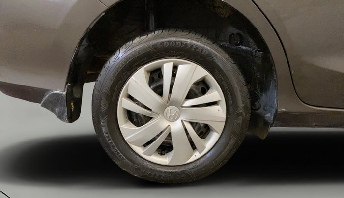 2020 Honda Amaze 1.2L I-VTEC S, Petrol, Manual, 1,02,456 km, Right Rear Wheel