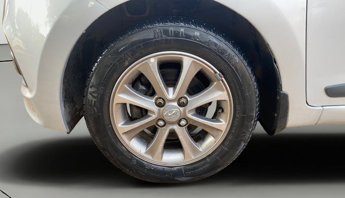 2016 Hyundai Grand i10 ASTA (O) AT 1.2 KAPPA VTVT, Petrol, Automatic, 88,175 km, Left Front Wheel