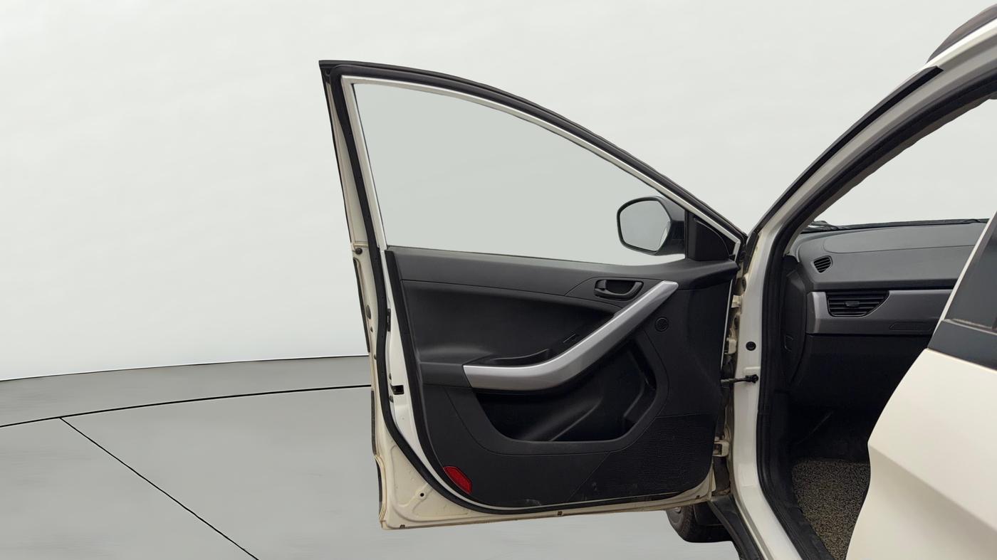 2022 Tata NEXON XMA PLUS SUNROOF PETROL, Petrol, Automatic, 76,208 km, LHS Front Door
