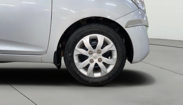 2014 Hyundai Eon MAGNA +, Petrol, Manual, 13,924 km, Right Front Wheel