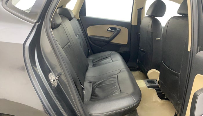 2015 Volkswagen Polo HIGHLINE1.5L, Diesel, Manual, 1,43,737 km, Right Side Rear Door Cabin