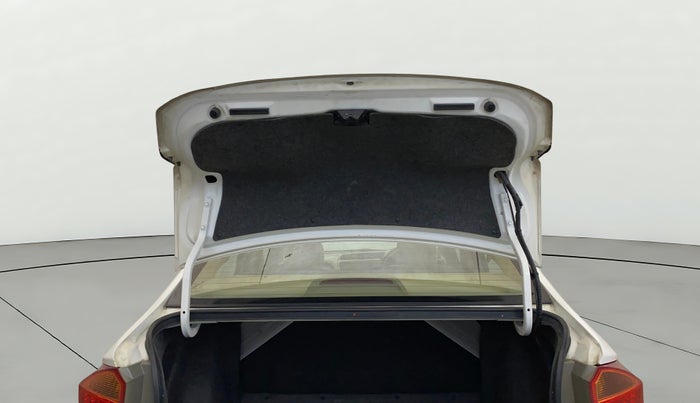 2017 Honda City 1.5L I-VTEC V MT, Petrol, Manual, 96,192 km, Boot Door Open