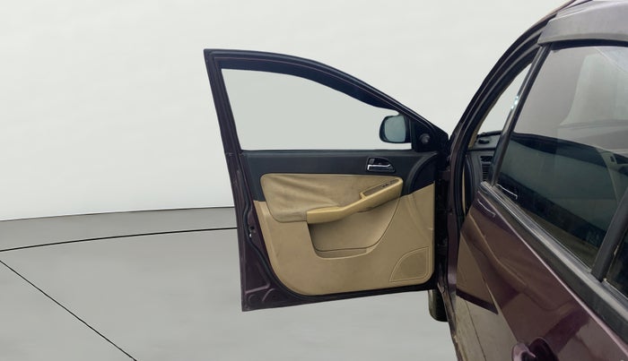 2013 Tata Manza VX QUADRAJET, Diesel, Manual, 87,544 km, LHS Front Door