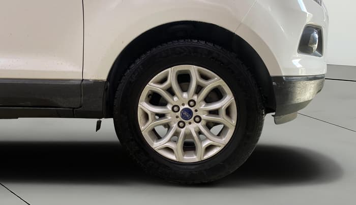 2016 Ford Ecosport TITANIUM 1.5L DIESEL, Diesel, Manual, 1,01,667 km, Right Front Wheel