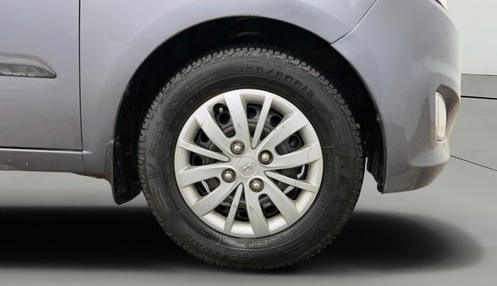 2015 Hyundai i10 SPORTZ 1.1, Petrol, Manual, 81,079 km, Right Front Wheel