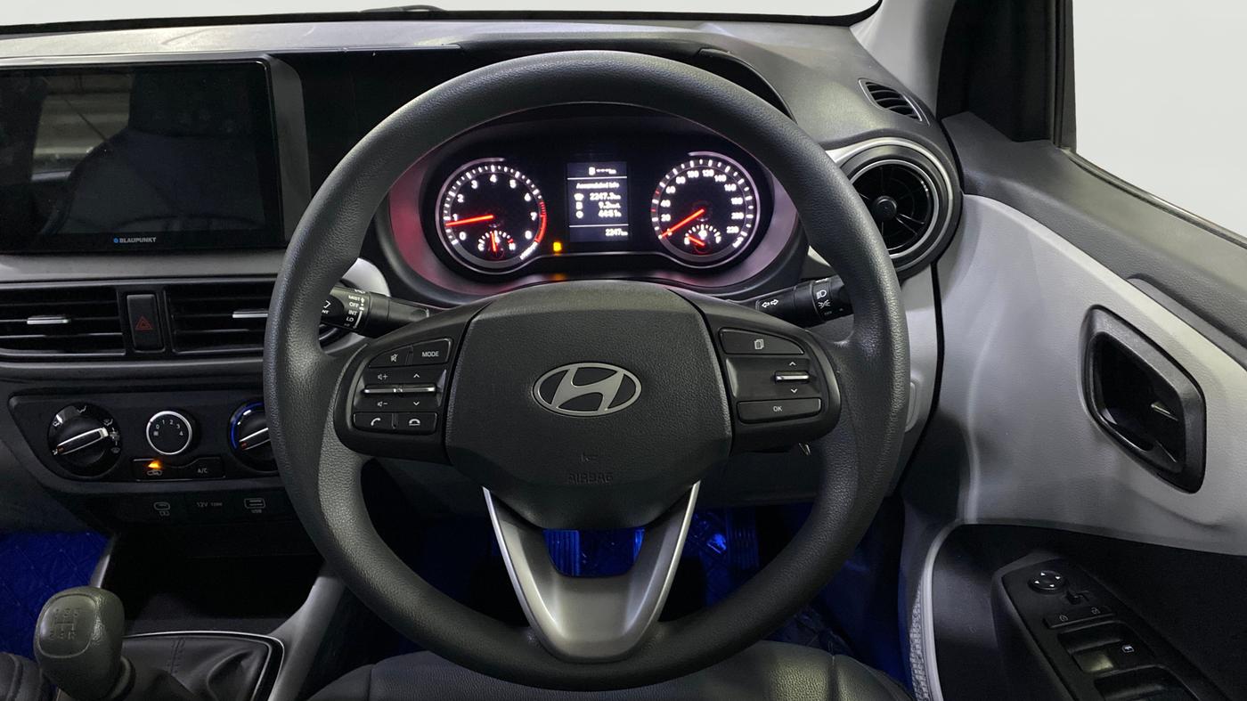 2025 Hyundai GRAND I10 NIOS MAGNA 1.2 KAPPA VTVT, Petrol, Manual, 2,243 km, Steering Wheel Close Up