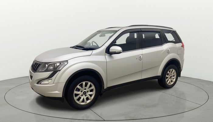 2017 Mahindra XUV500 W10 AT, Diesel, Automatic, 91,905 km, Left Front Diagonal