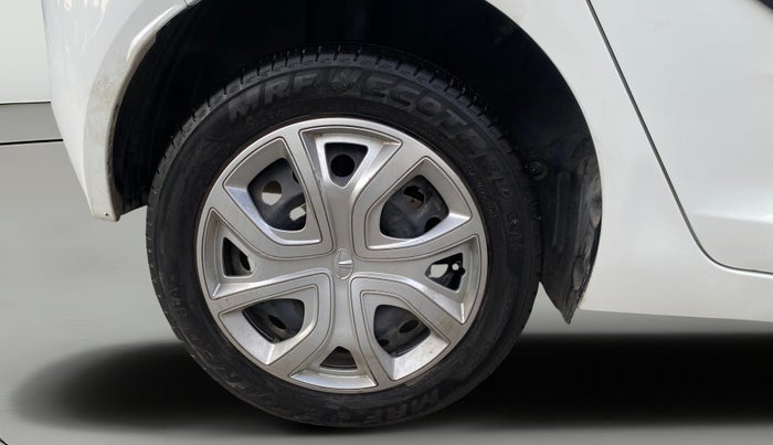 2023 Tata ALTROZ XTA, Petrol, Automatic, 20,449 km, Right Rear Wheel