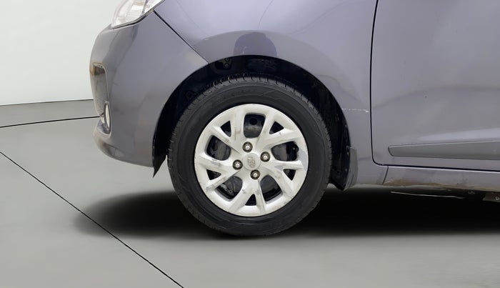 2017 Hyundai Grand i10 SPORTZ (O) 1.2 KAPPA VTVT, Petrol, Manual, 35,960 km, Left Front Wheel