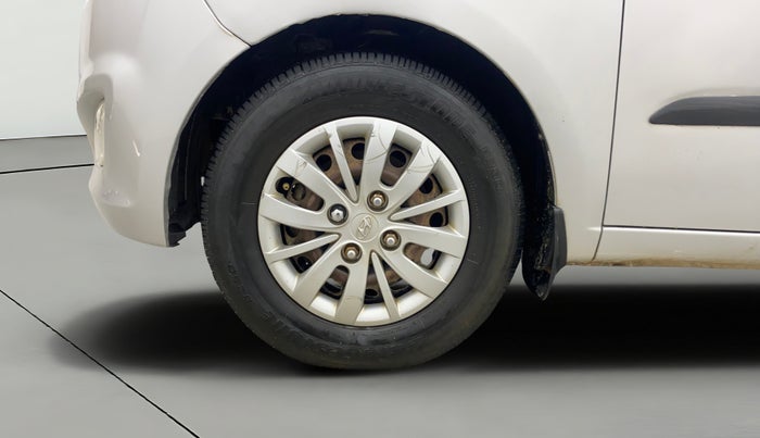 2015 Hyundai i10 SPORTZ 1.1 IRDE2, Petrol, Manual, 74,513 km, Left Front Wheel