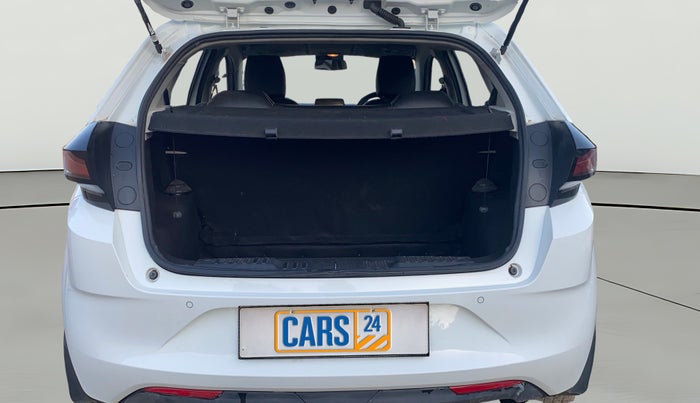 2022 Tata ALTROZ XT PETROL, Petrol, Manual, 15,106 km, Boot Open Zoomed View