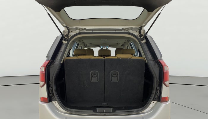 2020 Mahindra XUV500 W9 AT, Diesel, Automatic, 74,659 km, Boot Open Zoomed View